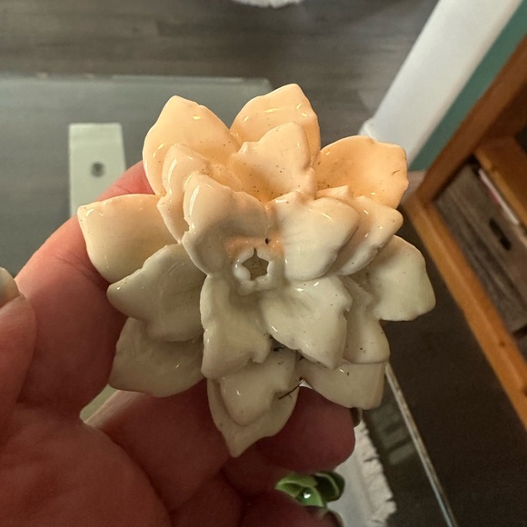 Anthropologie Floral Ceramic Knob Set - 8 - Picture 6 of 16